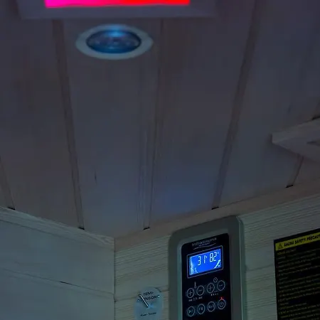 Holiday In 33744 度假居 Balatonmáriafürdő